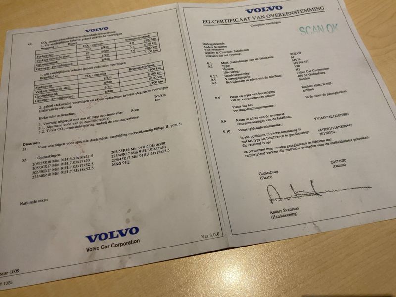 Volvo V40 2.0 D2 Kinetic — zdjęcie 15