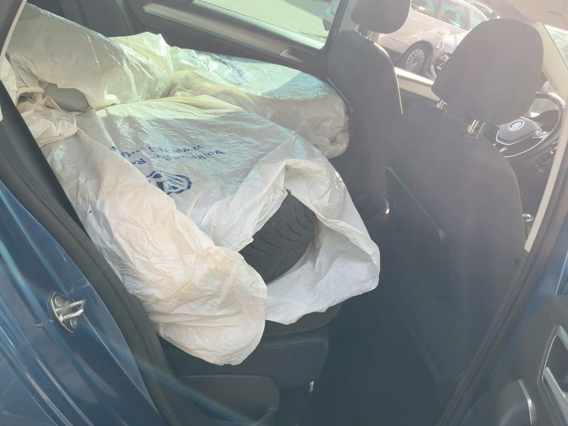 Volkswagen Golf VII Sportsvan 1.0 TSI Comfortline BlueMotion Tech — zdjęcie 14