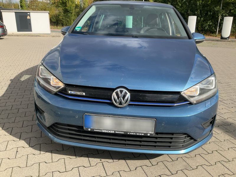 Volkswagen Golf VII Sportsvan 1.0 TSI Comfortline BlueMotion Tech — zdjęcie 9