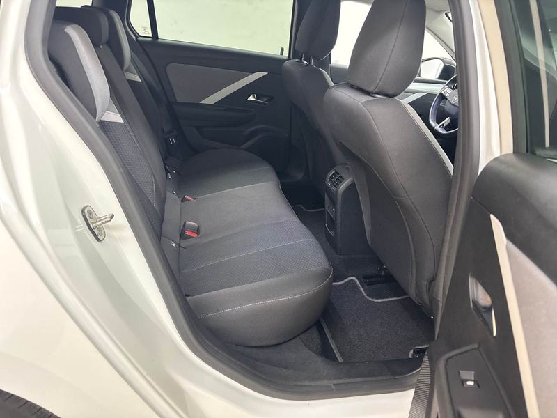 Opel Astra 1.5 CDTI Business Edition — zdjęcie 9