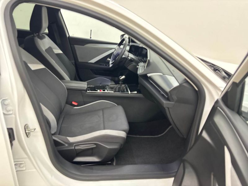 Opel Astra 1.5 CDTI Business Edition — zdjęcie 6