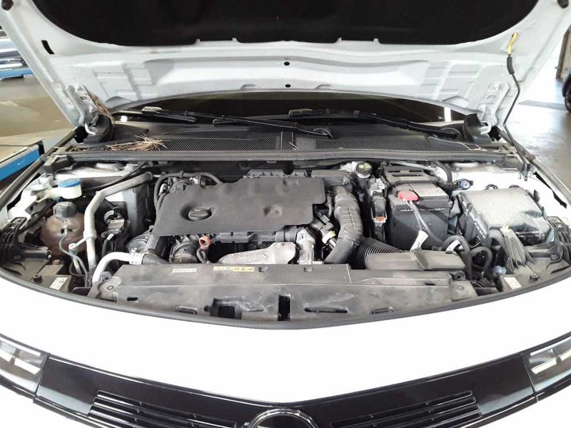 Opel Astra 1.5 CDTI Business Edition — zdjęcie 23
