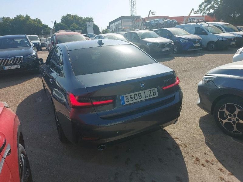 BMW 3er 320d Mild-Hybrid Sport Line — zdjęcie 3