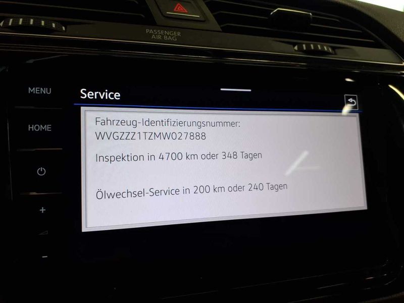 Volkswagen Touran 2.0 TDI Highline BlueMotion Tech — zdjęcie 16