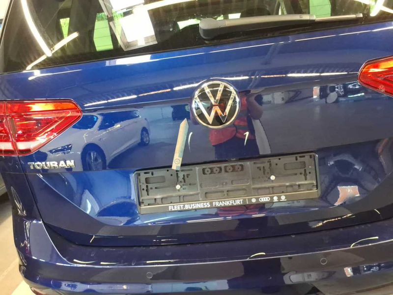 Volkswagen Touran 2.0 TDI Highline BlueMotion Tech — zdjęcie 43