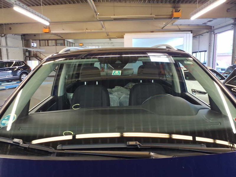 Volkswagen Touran 2.0 TDI Highline BlueMotion Tech — zdjęcie 19
