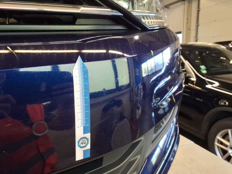 Volkswagen Touran 2.0 TDI Highline BlueMotion Tech — zdjęcie 56