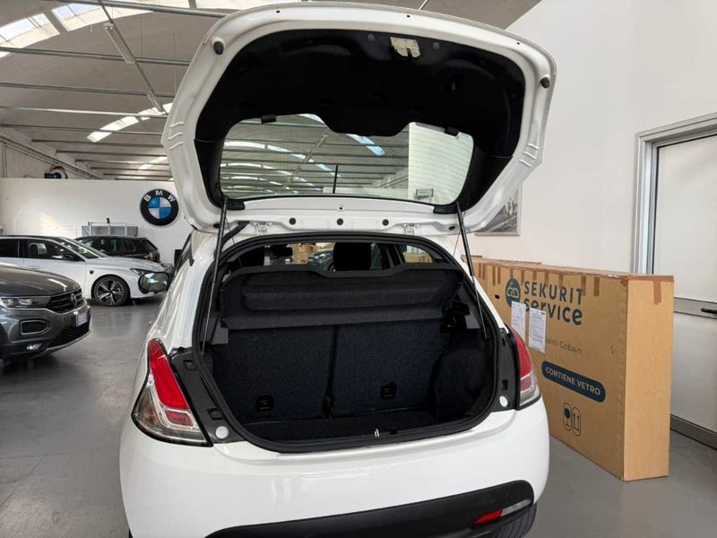 Lancia Ypsilon 1.0 Mild-Hybrid Silver — zdjęcie 25