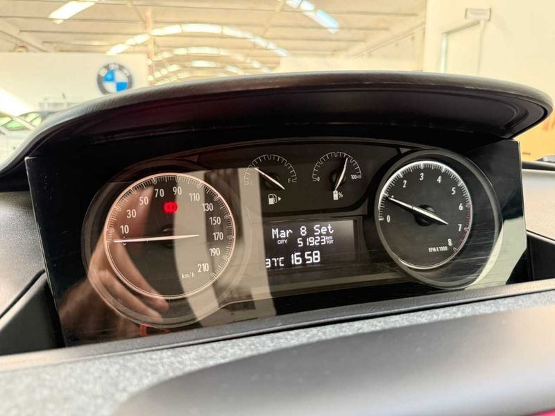 Lancia Ypsilon 1.0 Mild-Hybrid Silver — zdjęcie 7