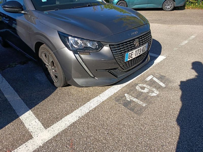 Peugeot 208 1.2 PureTech Active Pack — zdjęcie 35