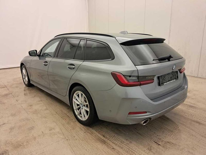 BMW 3er 320e — zdjęcie 4