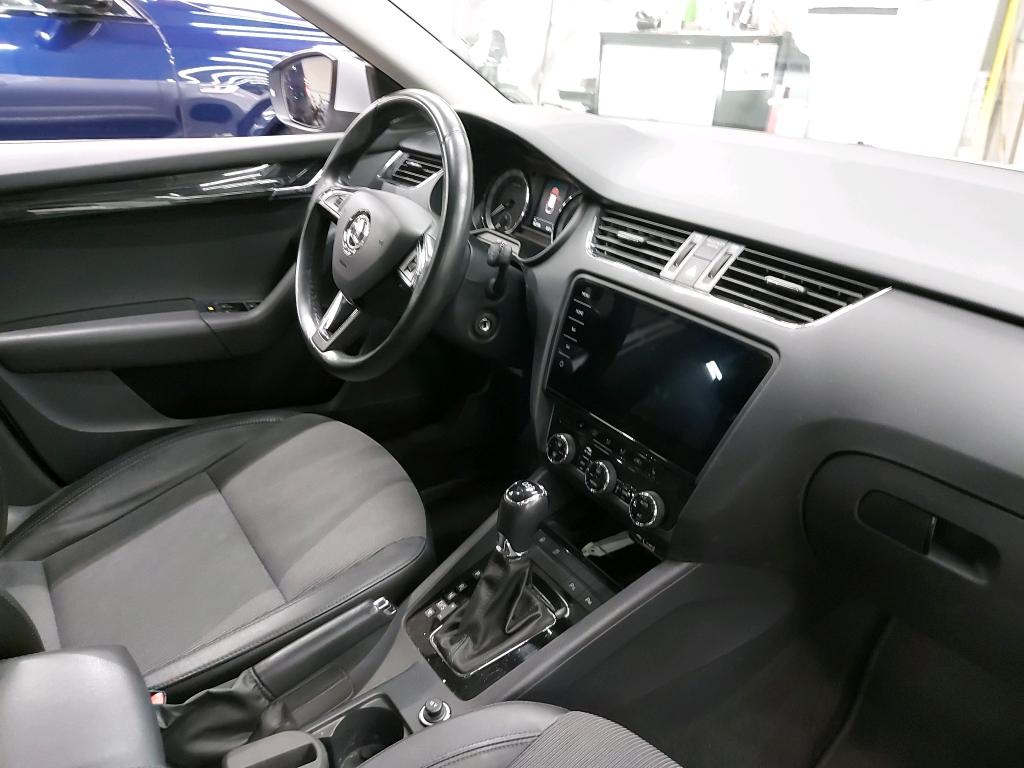 Skoda Octavia 1.6 TDI Style — zdjęcie 4