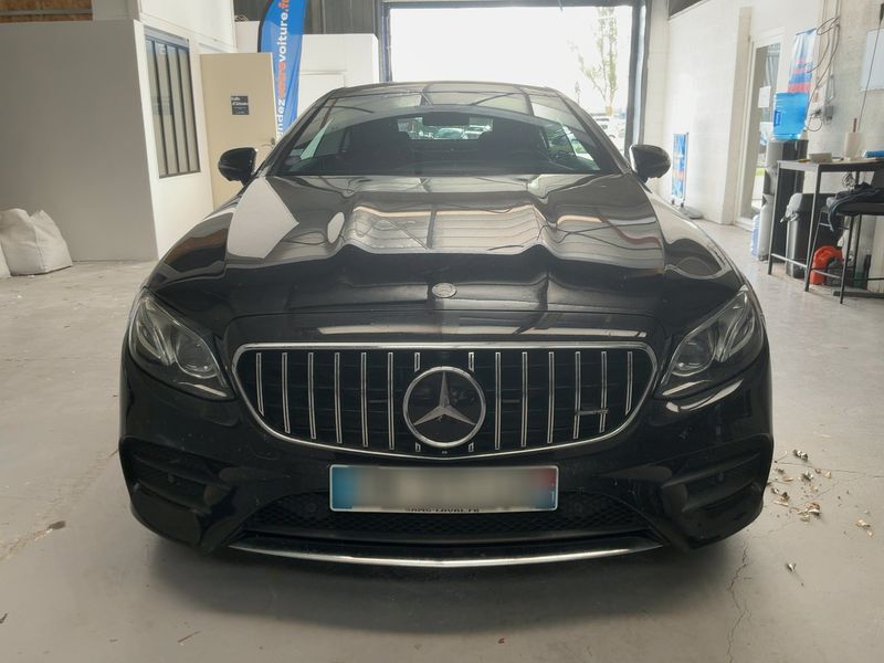 Mercedes-Benz E-Klasse E 400 4Matic AMG Line — zdjęcie 9