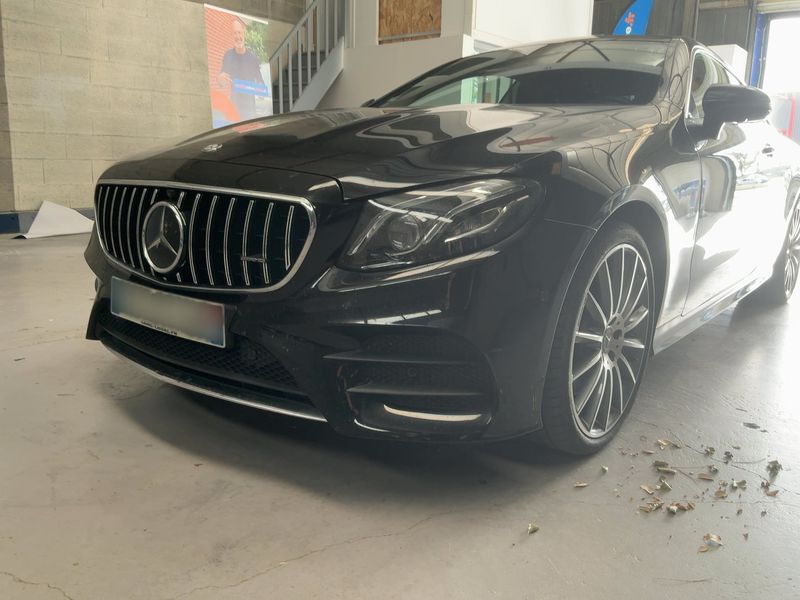 Mercedes-Benz E-Klasse E 400 4Matic AMG Line — zdjęcie 2