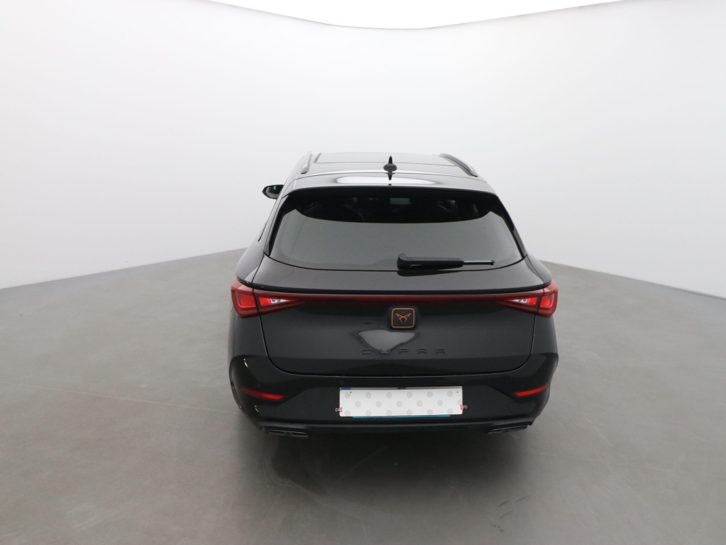 Cupra Leon 1.5 eTSI — zdjęcie 2