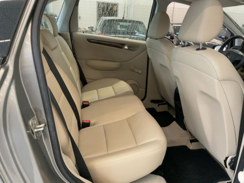 Mercedes-Benz B-Klasse B 200 — zdjęcie 14