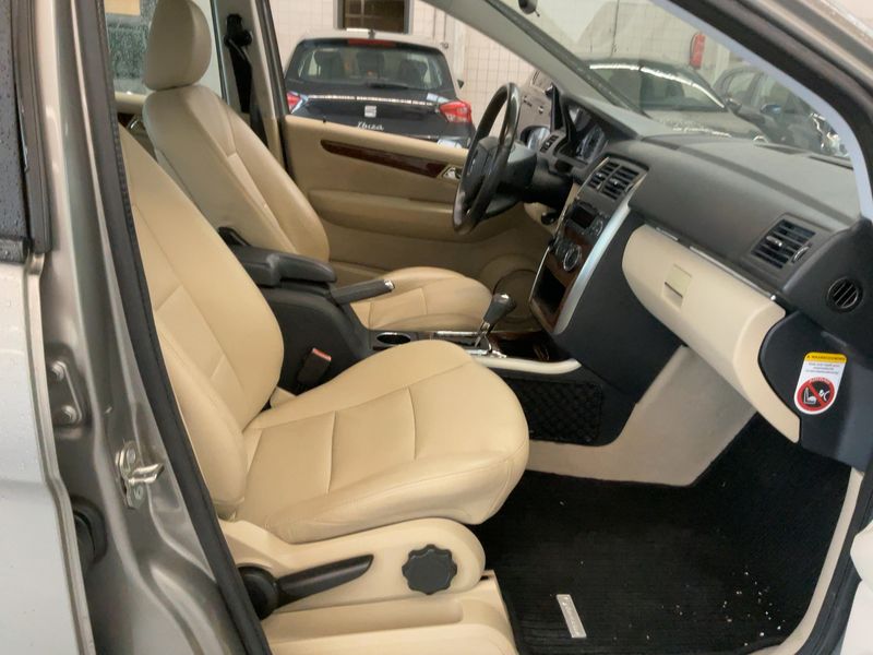 Mercedes-Benz B-Klasse B 200 — zdjęcie 11