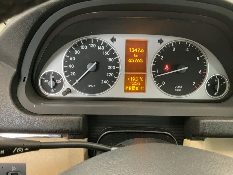 Mercedes-Benz B-Klasse B 200 — zdjęcie 13