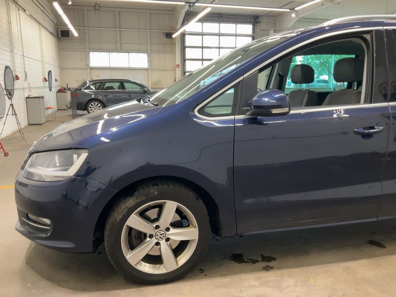 Volkswagen Sharan 2.0 TDI Highline BlueMotion Tech — zdjęcie 2