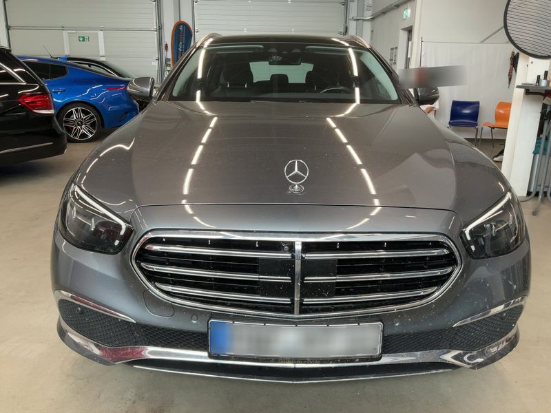 Mercedes-Benz E-Klasse E 300 de T Exclusive — zdjęcie 9