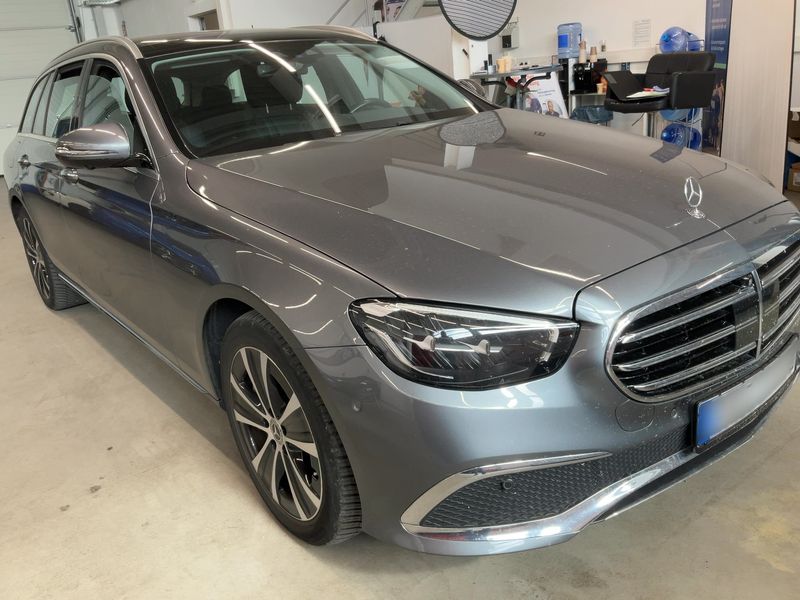 Mercedes-Benz E-Klasse E 300 de T Exclusive — zdjęcie 8