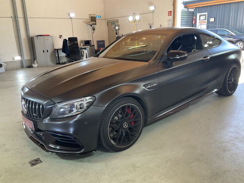 Mercedes-Benz C-Klasse C 63 AMG S — zdjęcie 2