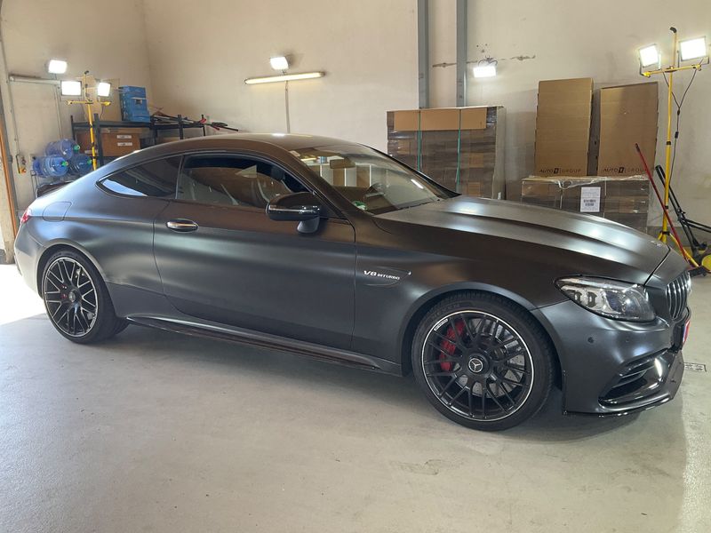 Mercedes-Benz C-Klasse C 63 AMG S — zdjęcie 8