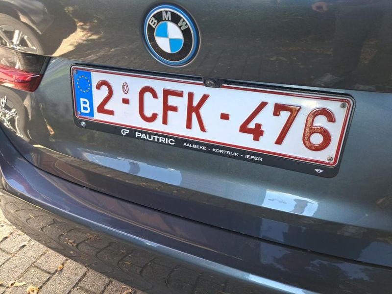 BMW 3er 330e Advantage — zdjęcie 12