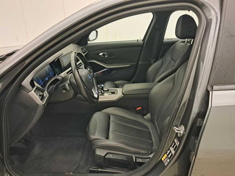 BMW 3er 330e Advantage — zdjęcie 13