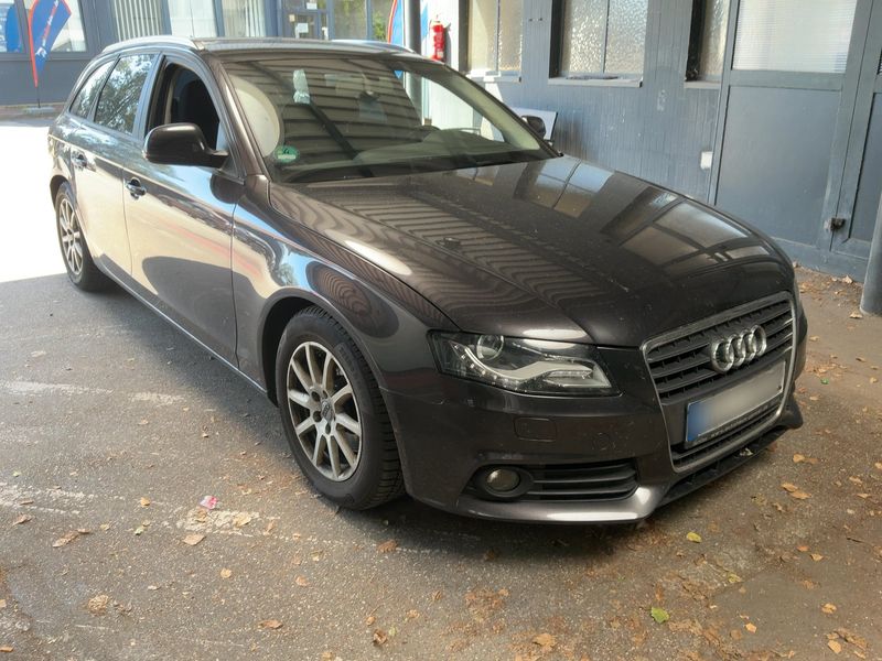 Audi A4 2.0 TDI Ambition — zdjęcie 8