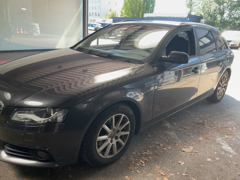 Audi A4 2.0 TDI Ambition — zdjęcie 2