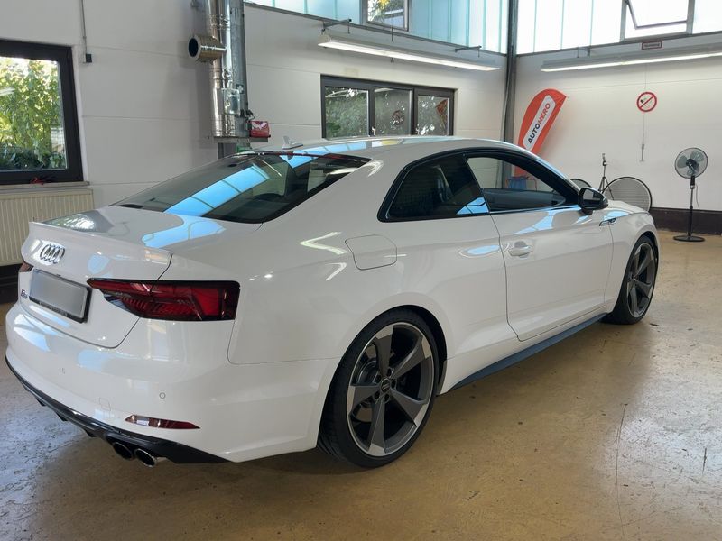 Audi S5 3.0 V6 TFSI quattro — zdjęcie 6