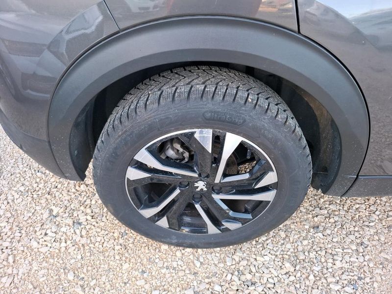 Peugeot 2008 1.2 PureTech Allure Business — zdjęcie 35