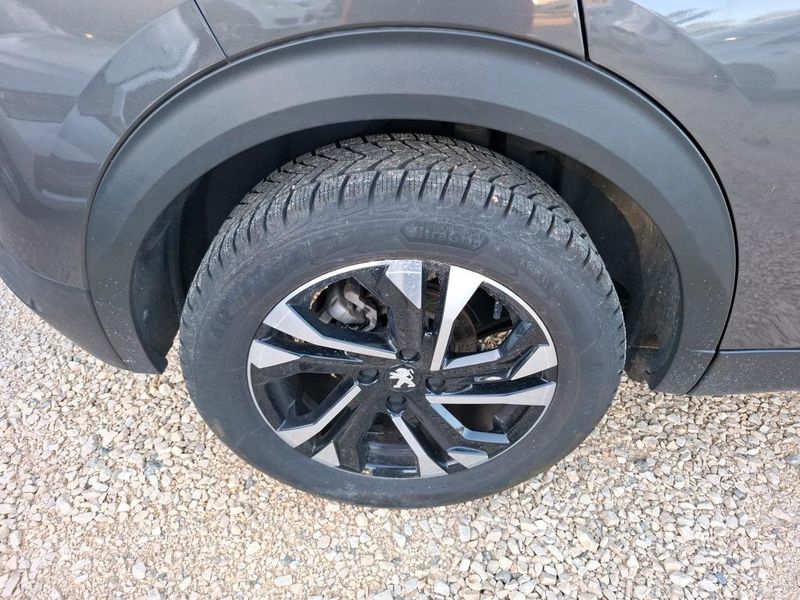 Peugeot 2008 1.2 PureTech Allure Business — zdjęcie 32
