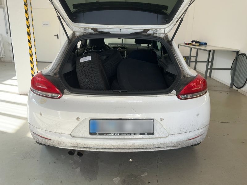 Volkswagen Scirocco 2.0 TDI BlueMotion Tech — zdjęcie 10