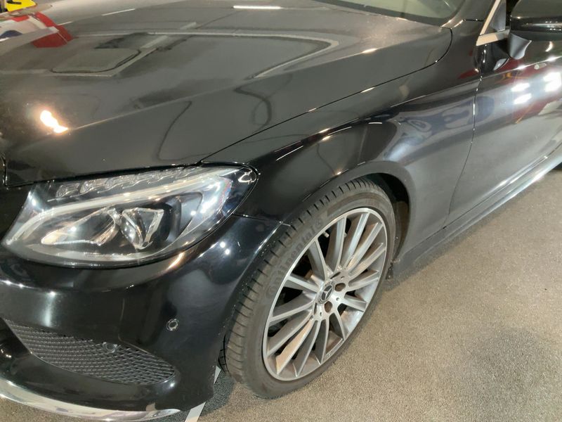 Mercedes-Benz C-Klasse C 200 AMG Line — zdjęcie 2