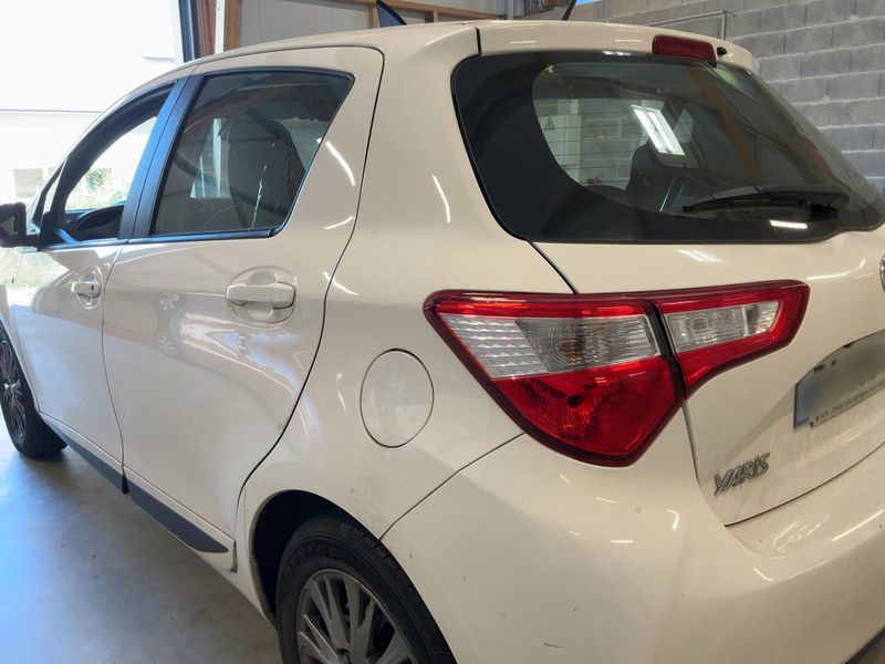 Toyota Yaris 1.5 Hybrid Dynamic — zdjęcie 3