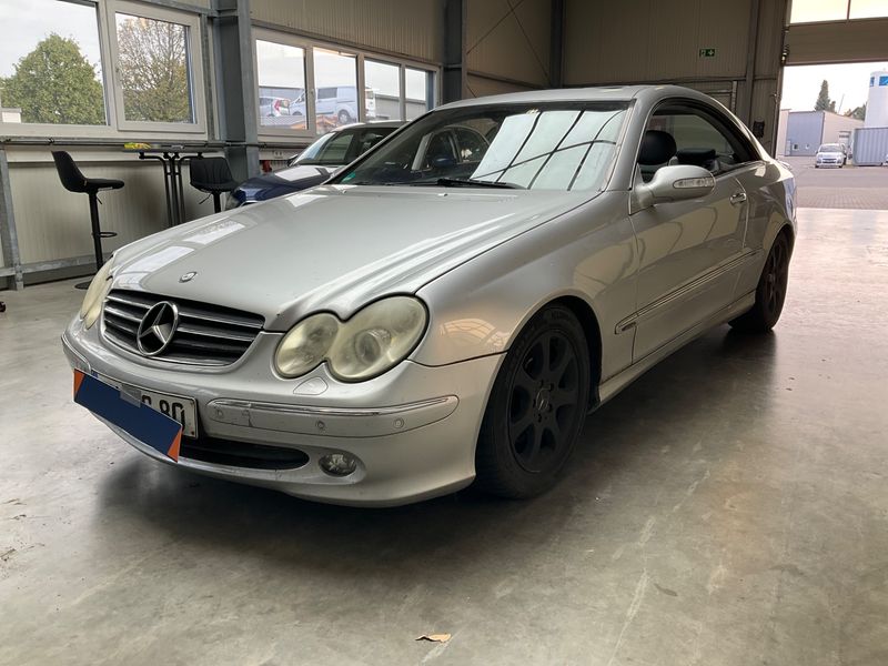 Mercedes-Benz CLK-Klasse CLK 200 Kompressor Elegance — zdjęcie 1