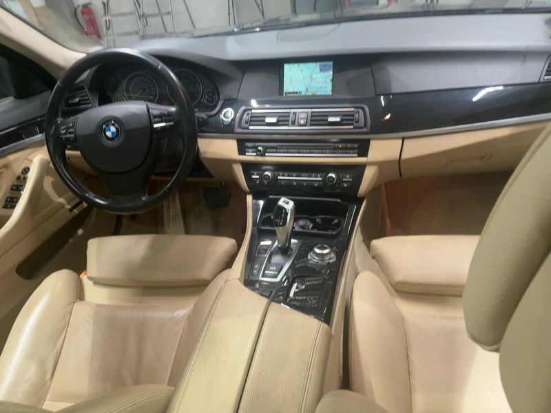 BMW 5er 525d xDrive — zdjęcie 12