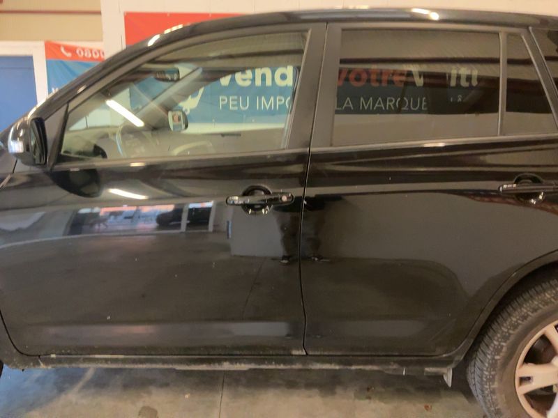 Toyota RAV 4 2.2 D-4D Life 4x4 — zdjęcie 4