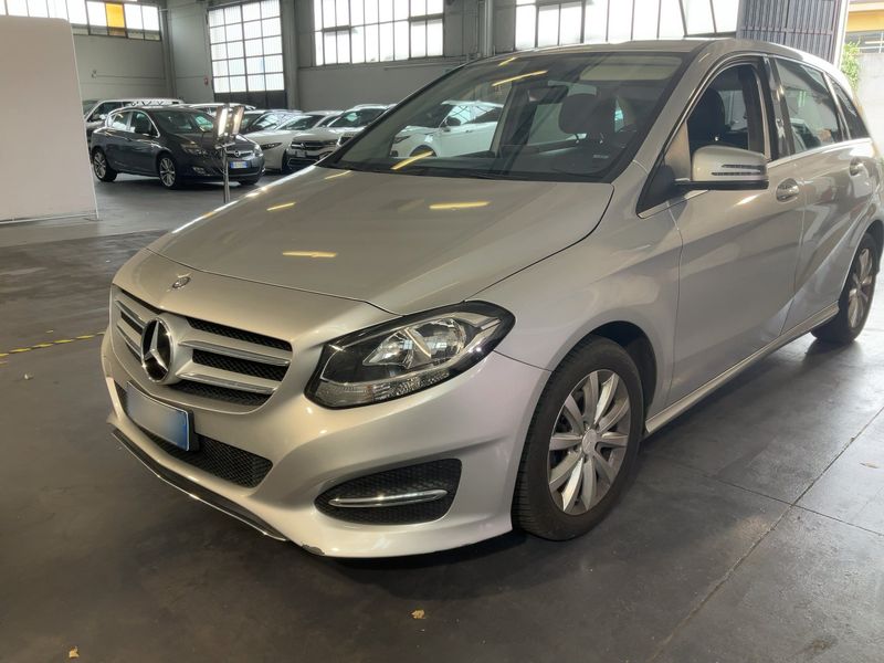 Mercedes-Benz B-Klasse B 180 CDI Business — zdjęcie 1