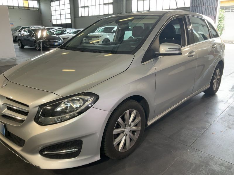 Mercedes-Benz B-Klasse B 180 CDI Business — zdjęcie 2