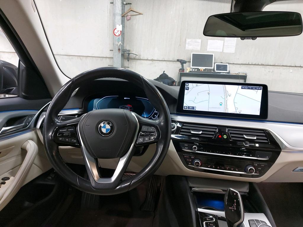 BMW 5er 530e — zdjęcie 5