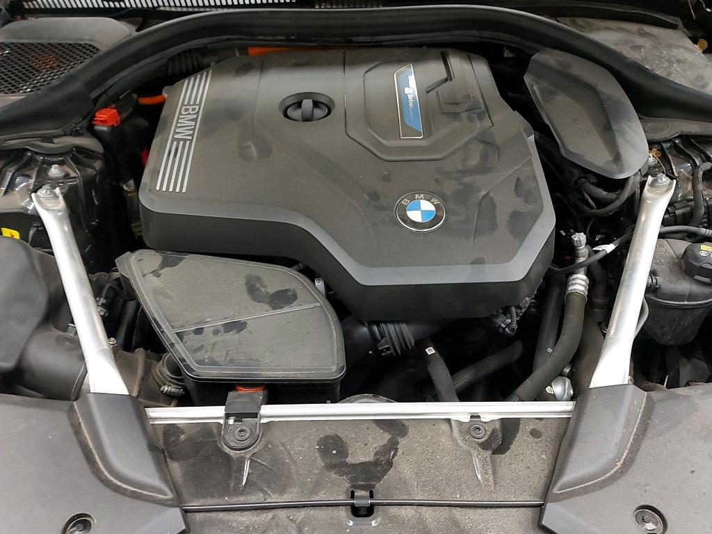 BMW 5er 530e — zdjęcie 3