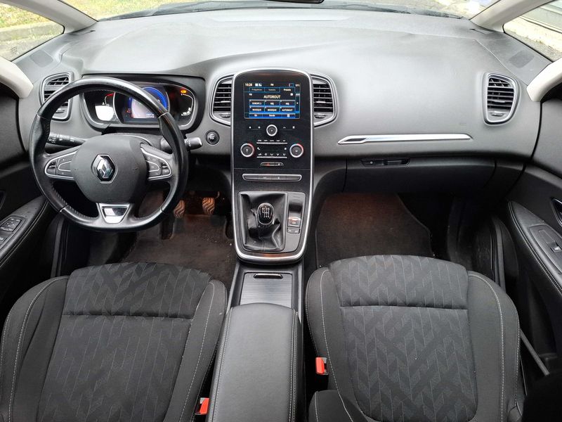 Renault Grand Scenic 1.6 dCi Limited — zdjęcie 11