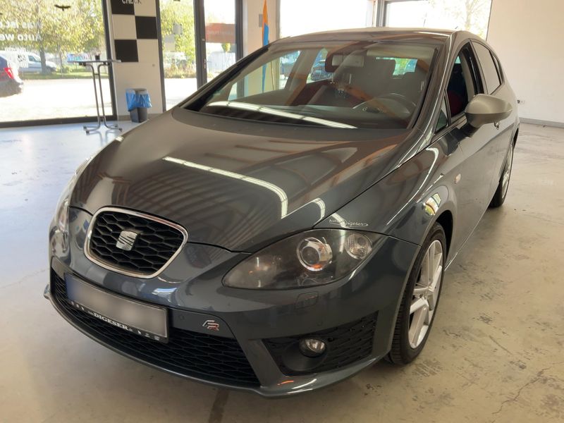 Seat Leon 2.0 TDI FR — zdjęcie 1