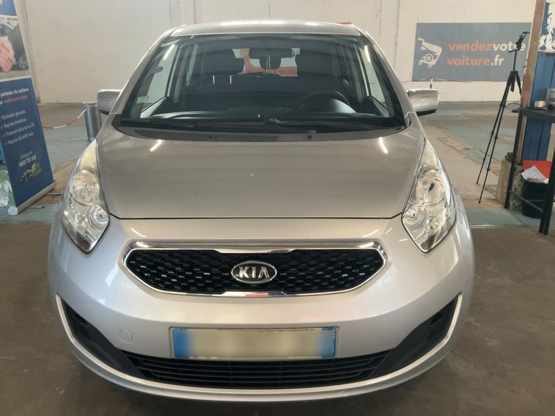 Kia Venga 1.4 Style — zdjęcie 9