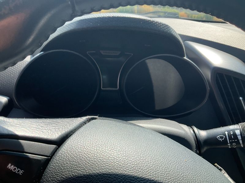 Hyundai Veloster 1.6 TGDI Turbo — zdjęcie 13