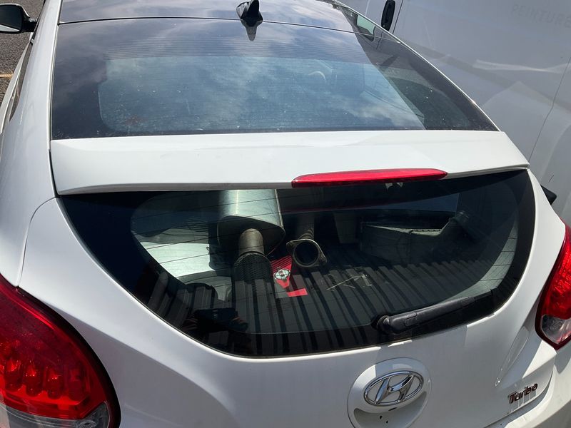 Hyundai Veloster 1.6 TGDI Turbo — zdjęcie 10