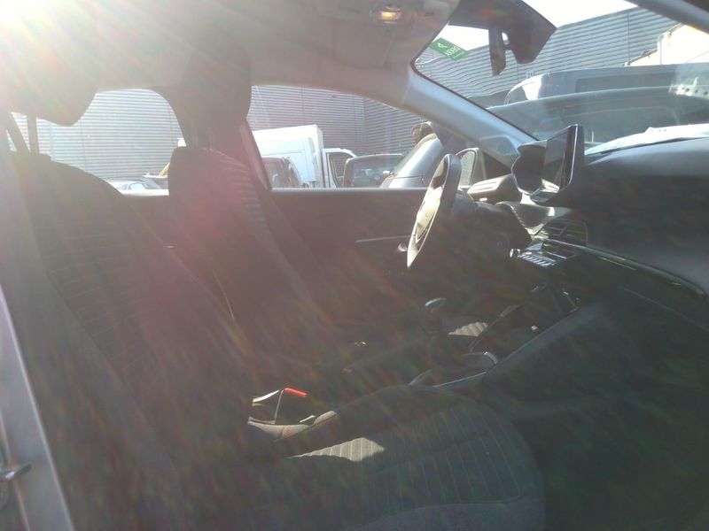 Peugeot 208 1.2 PureTech Active — zdjęcie 3